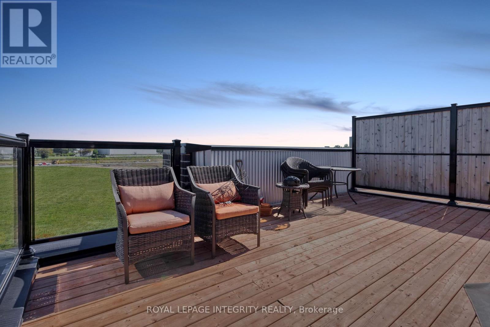 523 Ozawa Private, Ottawa, Ontario  K1K 4Z8 - Photo 15 - X12530026