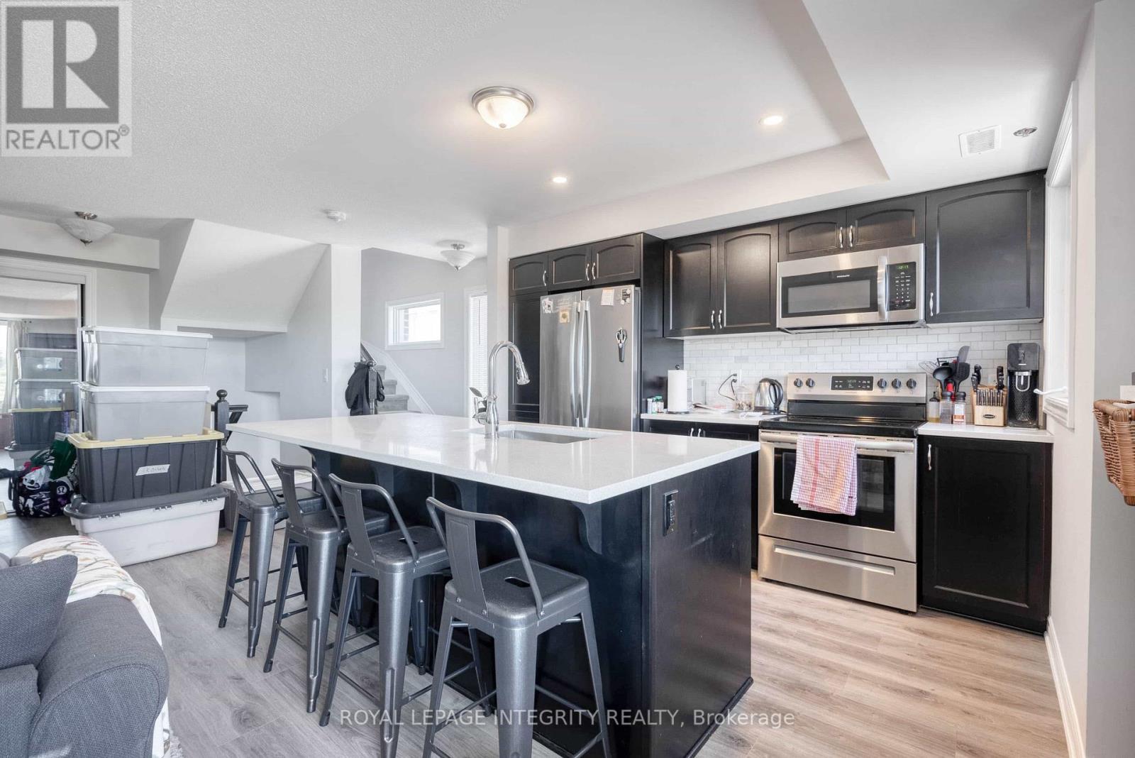 523 Ozawa Private, Ottawa, Ontario  K1K 4Z8 - Photo 6 - X12530026