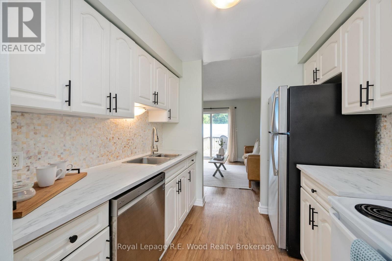 4 - 10 Dufferin Street, Norwich, Ontario  N0J 1P0 - Photo 10 - X12530018