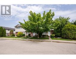 4 - 10 DUFFERIN STREET, Norwich, Ontario