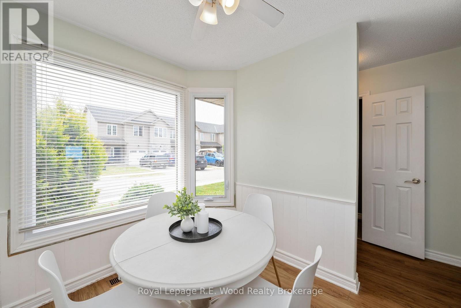 4 - 10 Dufferin Street, Norwich, Ontario  N0J 1P0 - Photo 8 - X12530020