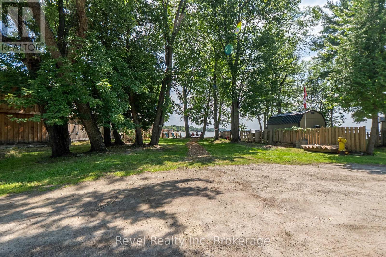 120-121 Mowat Crescent, North Bay, Ontario  P1A 1R5 - Photo 15 - X12530046