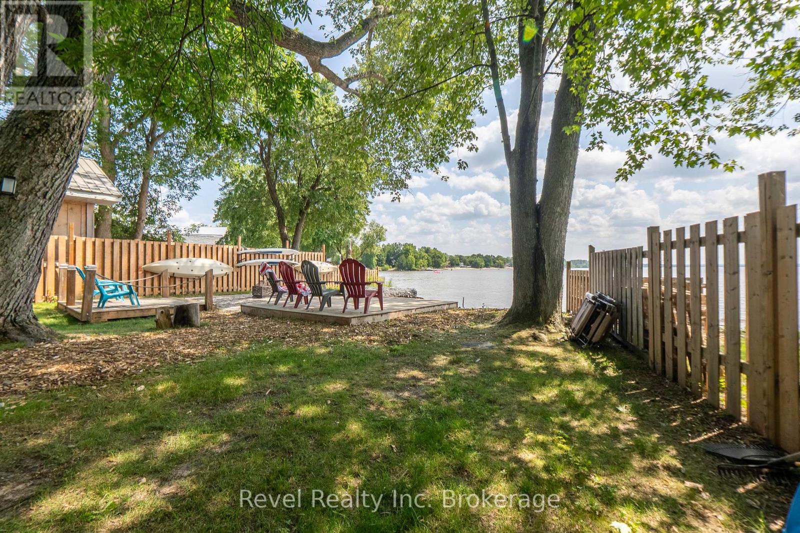 120-121 Mowat Crescent, North Bay, Ontario  P1A 1R5 - Photo 7 - X12530046