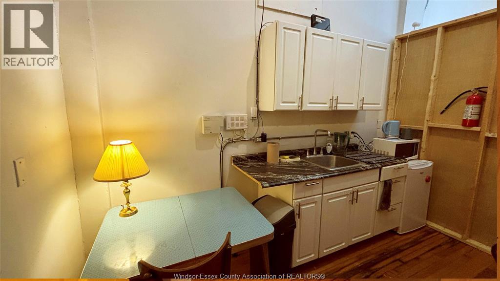 1018 Drouillard Road, Windsor, Ontario  N8Y 2P8 - Photo 5 - 25028489