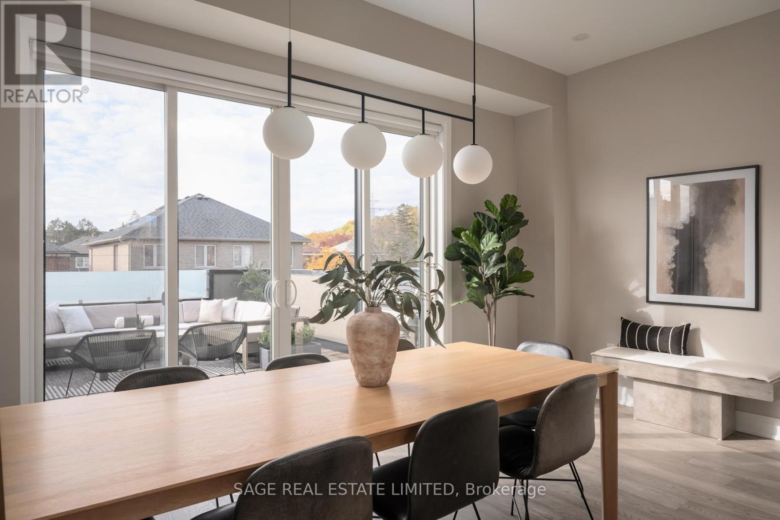 101 Beaver Avenue, Toronto, Ontario  M6H 2G3 - Photo 14 - W12529754