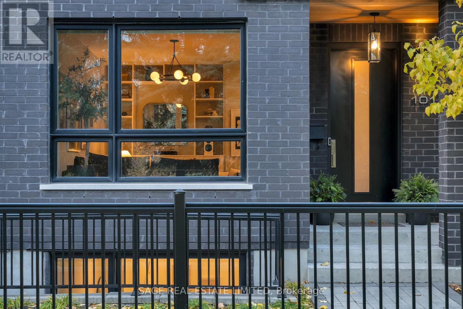 101 Beaver Avenue, Toronto, Ontario  M6H 2G3 - Photo 48 - W12529754