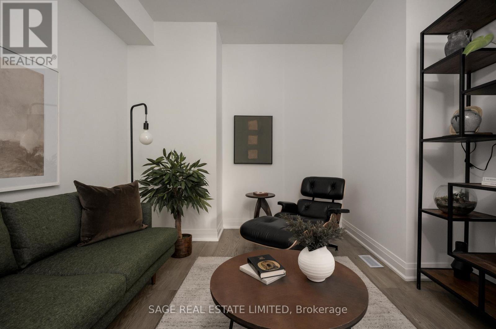 101 Beaver Avenue, Toronto, Ontario  M6H 2G3 - Photo 6 - W12529754