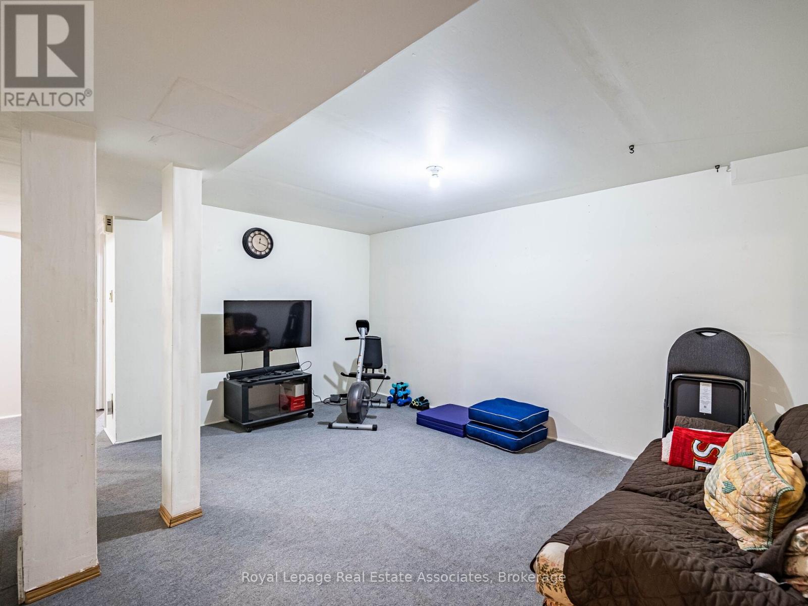 6033 Duford Drive, Mississauga, Ontario  L5V 1A8 - Photo 20 - W12529798