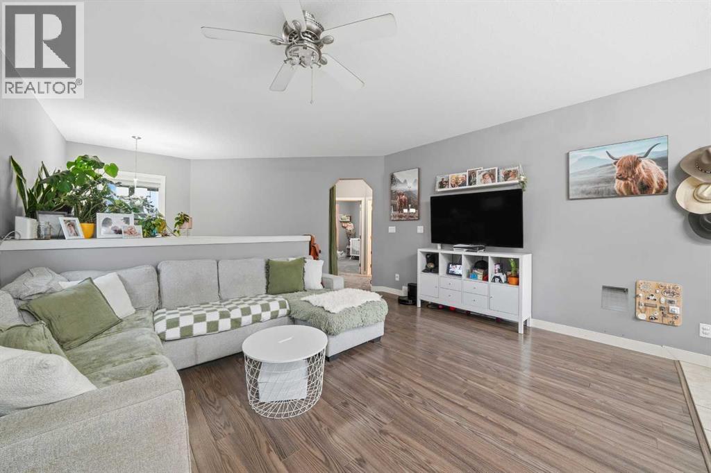 5311 54 Street, Rocky Mountain House, Alberta  T4T 1H1 - Photo 9 - A2269796