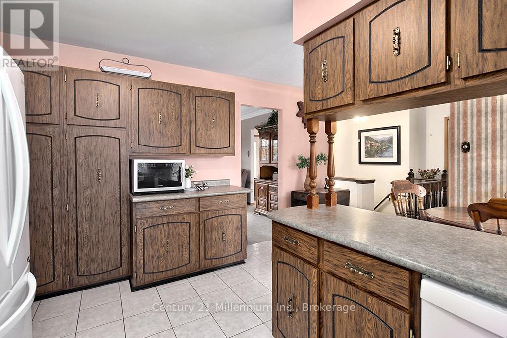 795835 Grey 19 Road, Collingwood, Ontario  L9Y 3Y9 - Photo 22 - S12529878