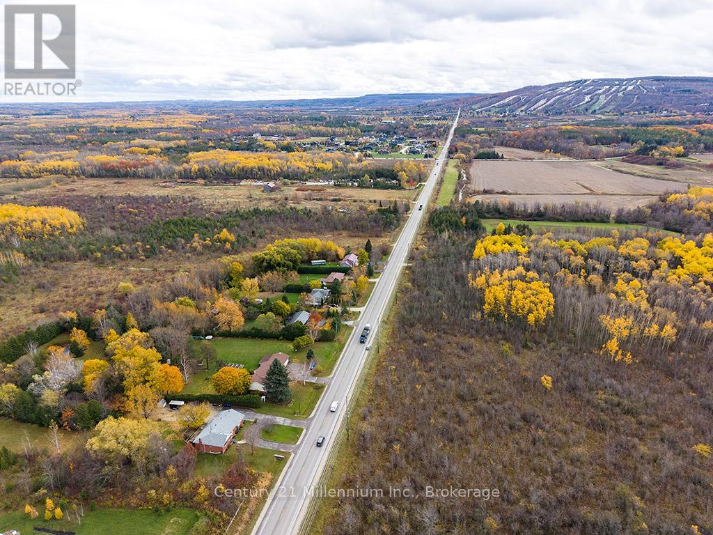 795835 Grey 19 Road, Collingwood, Ontario  L9Y 3Y9 - Photo 47 - S12529878