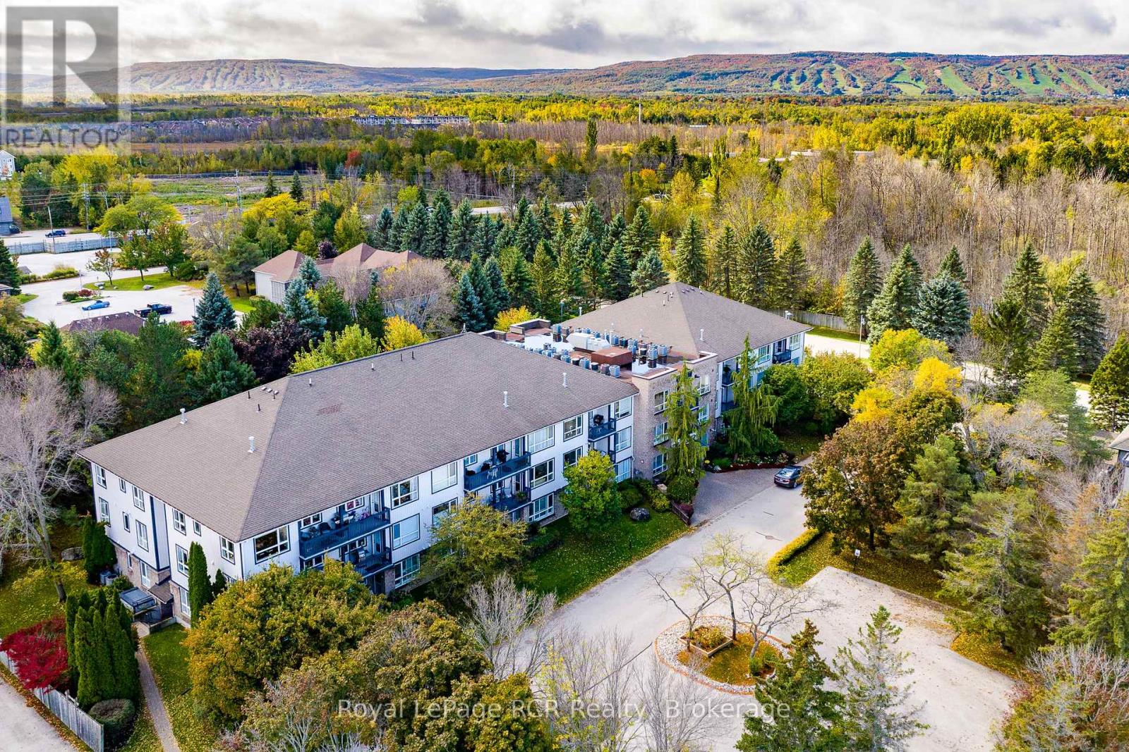 2006 - 750 Johnston Park Avenue, Collingwood, Ontario  L9Y 5C7 - Photo 3 - S12529944