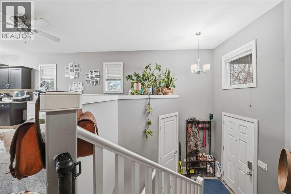 5311 54 Street, Rocky Mountain House, Alberta  T4T 1H1 - Photo 3 - A2269796