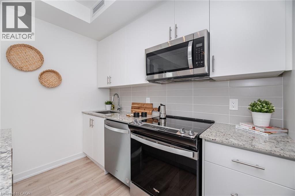 335 Wheat Boom Drive Unit# 906, Oakville, Ontario  L6G 7Y1 - Photo 12 - 40782345