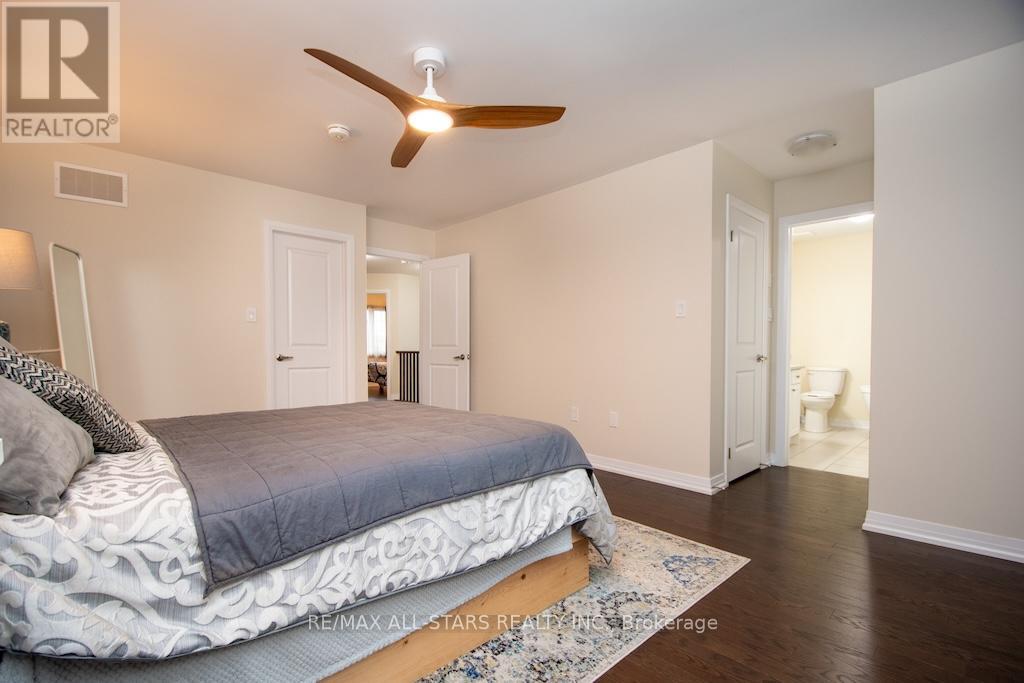 44 Carew Boulevard, Kawartha Lakes, Ontario  K9V 4R1 - Photo 23 - X12529870