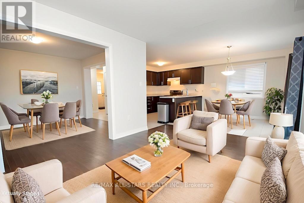 44 Carew Boulevard, Kawartha Lakes, Ontario  K9V 4R1 - Photo 6 - X12529870