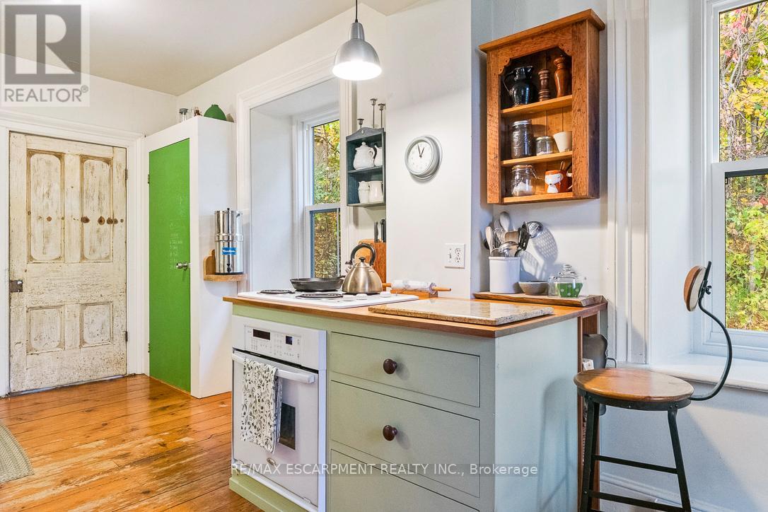 5665 Milburough Line, Burlington, Ontario  L7P 0C6 - Photo 35 - W12507800