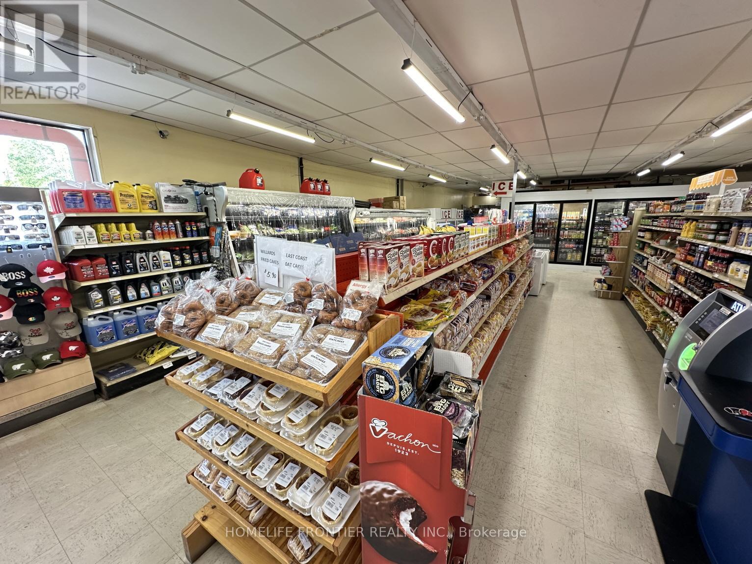 41 King Street, Rideau Lakes, Ontario  K0E 1G0 - Photo 5 - X12529818