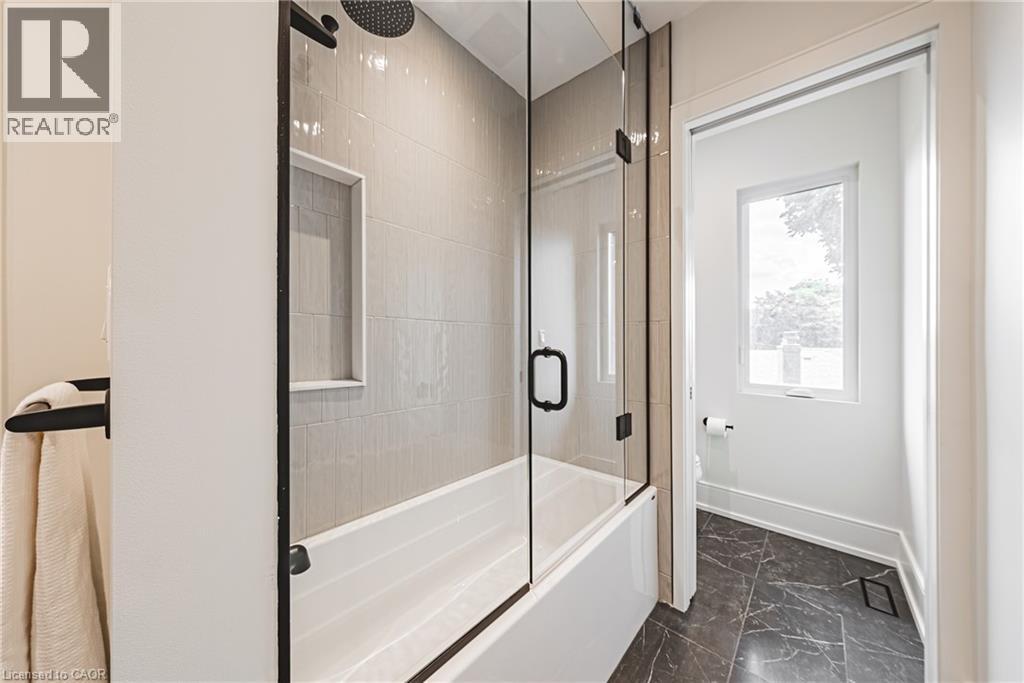 202 Queen Street W, Mississauga, Ontario  L5H 1L6 - Photo 36 - 40787172