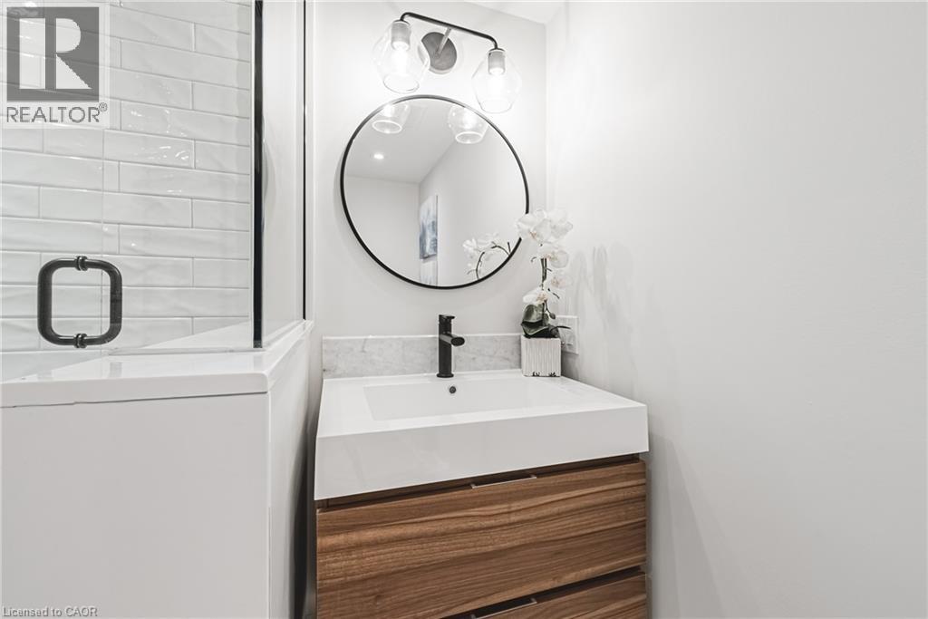 202 Queen Street W, Mississauga, Ontario  L5H 1L6 - Photo 46 - 40787172