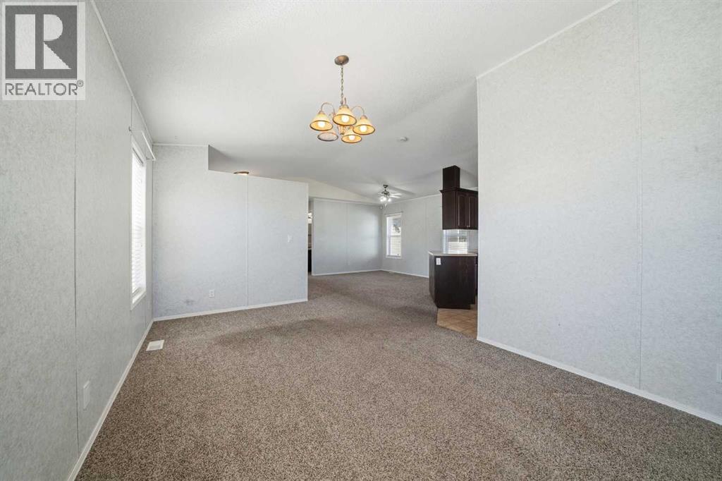 11 Baywood Link, Sylvan Lake, Alberta  T4S 0A8 - Photo 10 - A2265354