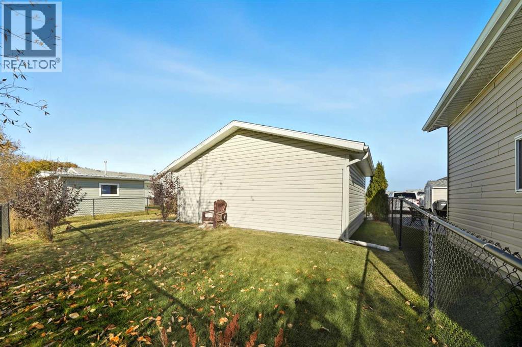 11 Baywood Link, Sylvan Lake, Alberta  T4S 0A8 - Photo 27 - A2265354