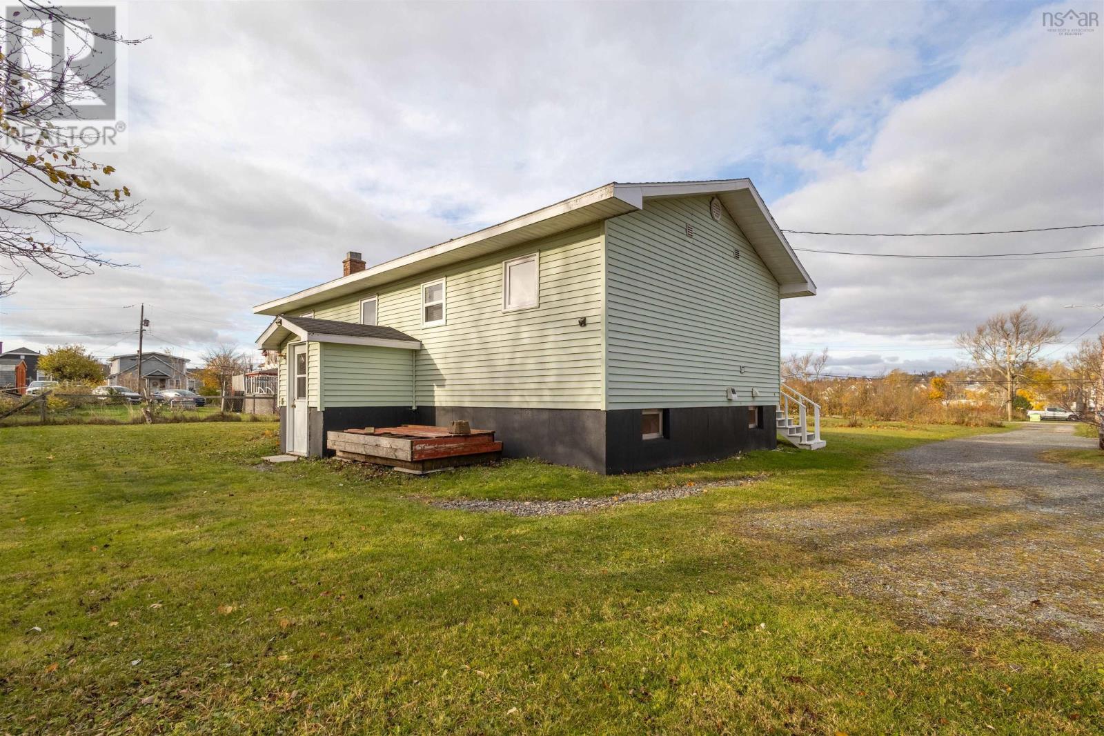 45 Brookside Street, Glace Bay, Nova Scotia  B1A 1K2 - Photo 5 - 202527664