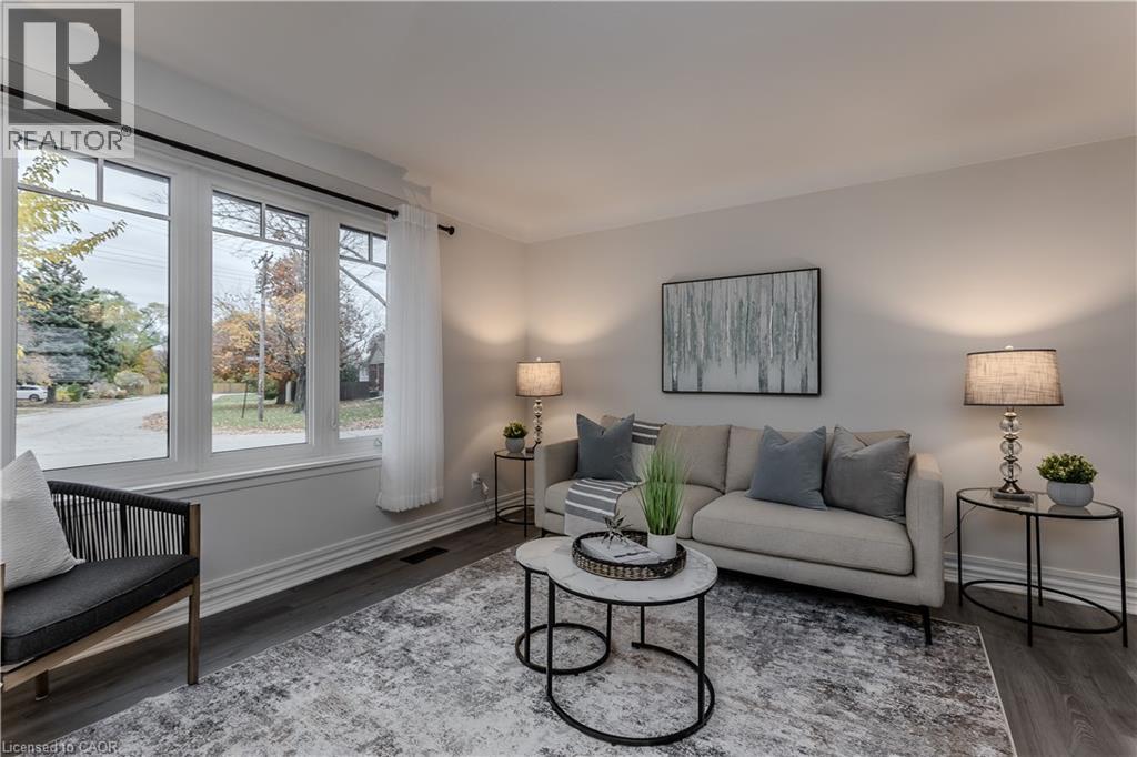 260 Foxbar Road, Burlington, Ontario  L7L 3A3 - Photo 8 - 40786908