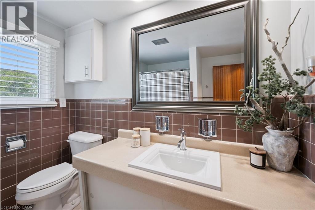 321 Dixon Street, Kitchener, Ontario  N2G 3G1 - Photo 16 - 40787032