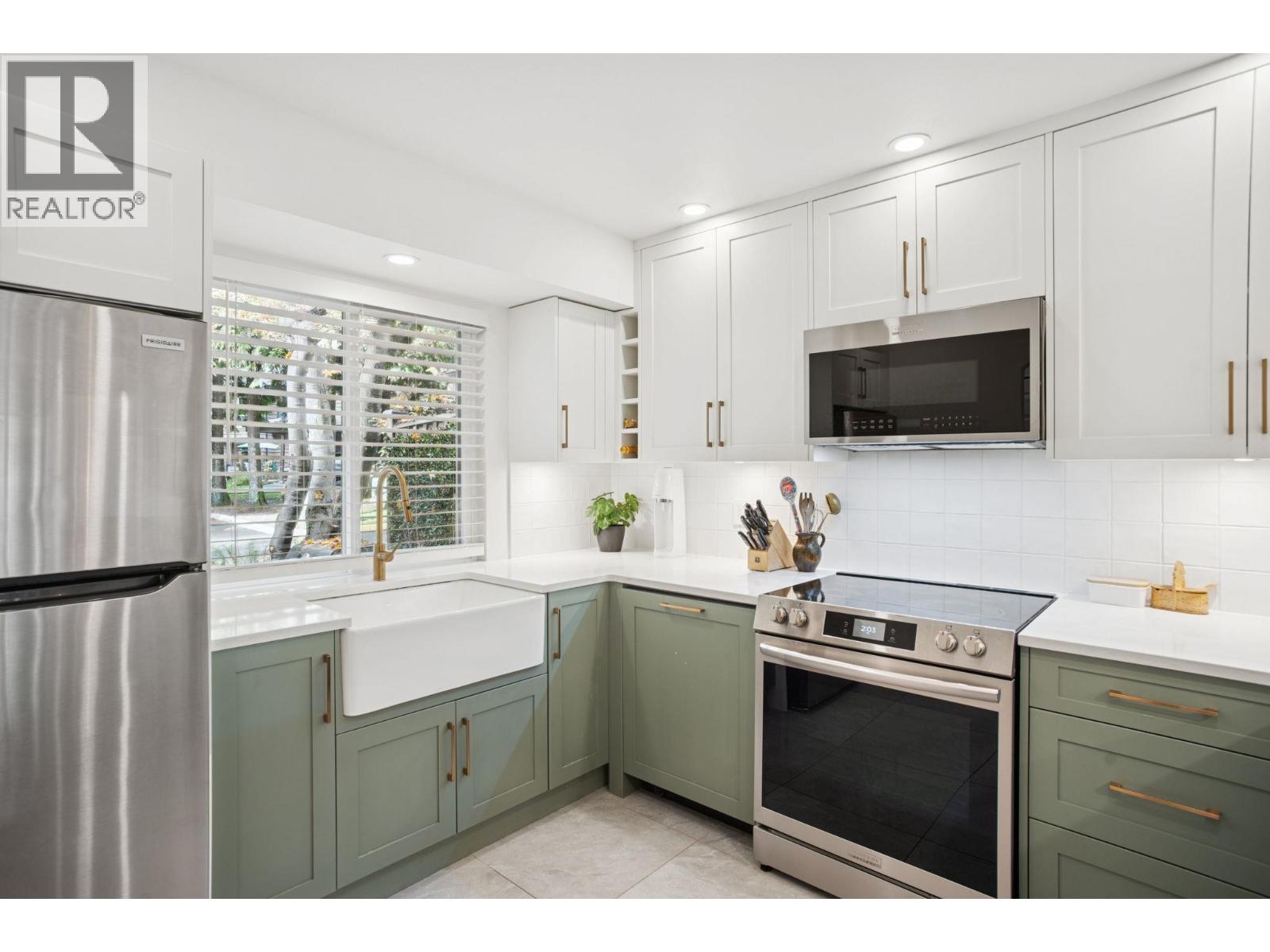 35 1140 Eagleridge Drive, Coquitlam, British Columbia  V3E 1C2 - Photo 5 - R3066159