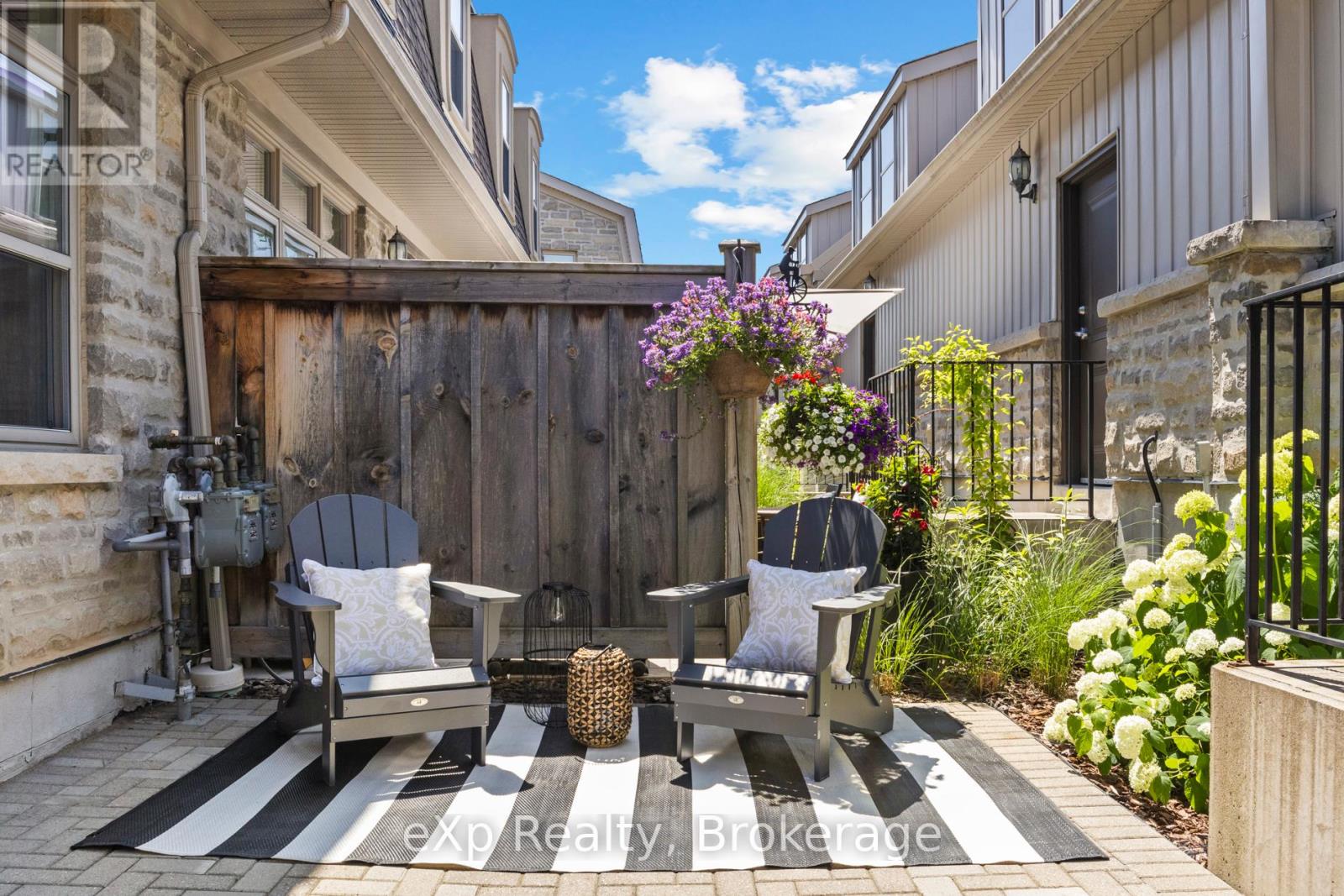 74a Cardigan Street, Guelph, Ontario  N1H 0A4 - Photo 30 - X12529618