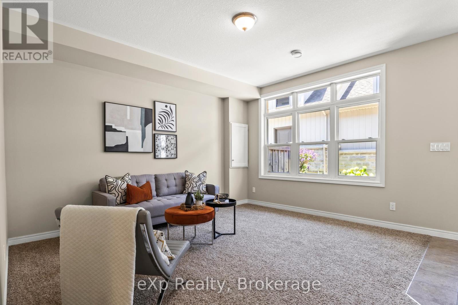 74a Cardigan Street, Guelph, Ontario  N1H 0A4 - Photo 8 - X12529618