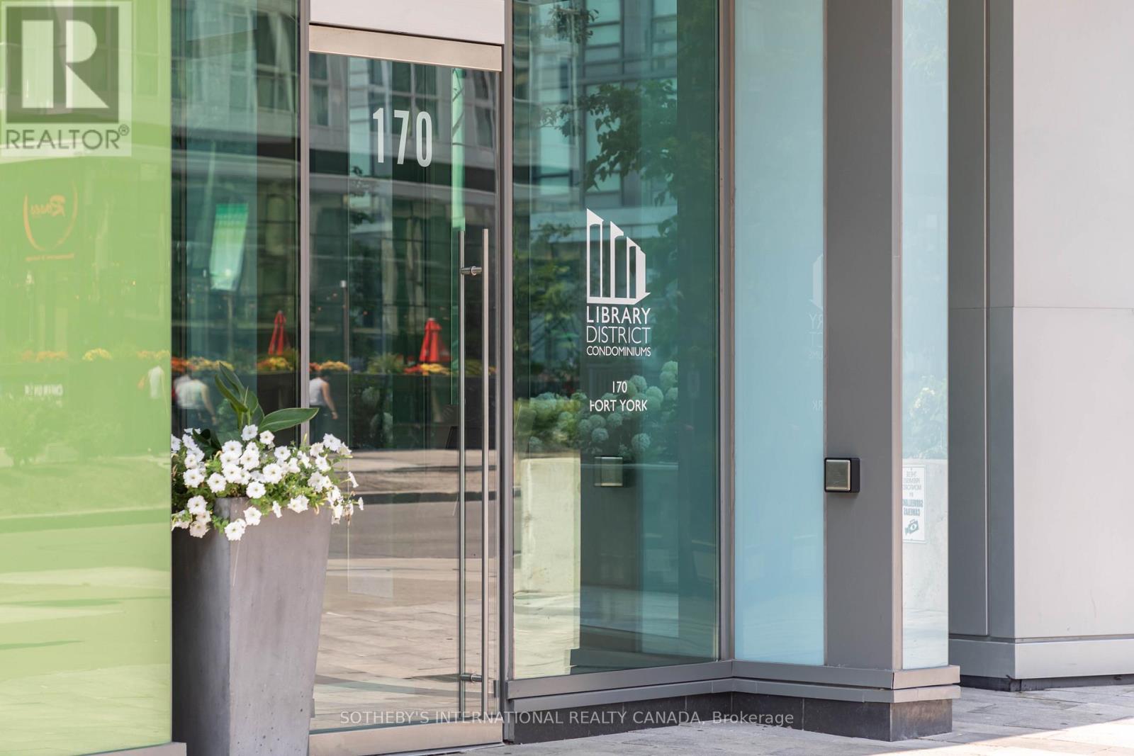 2802 - 170 Fort York Boulevard, Toronto, Ontario  M5V 0E6 - Photo 2 - C12530004
