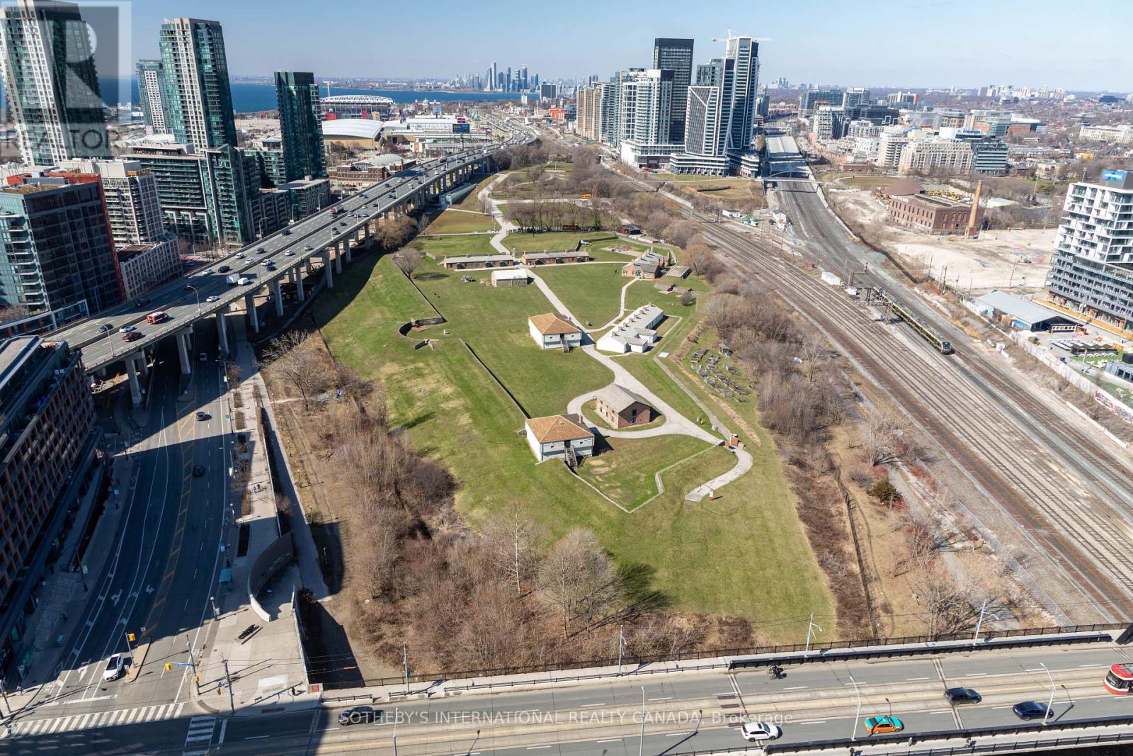 2802 - 170 Fort York Boulevard, Toronto, Ontario  M5V 0E6 - Photo 23 - C12530004