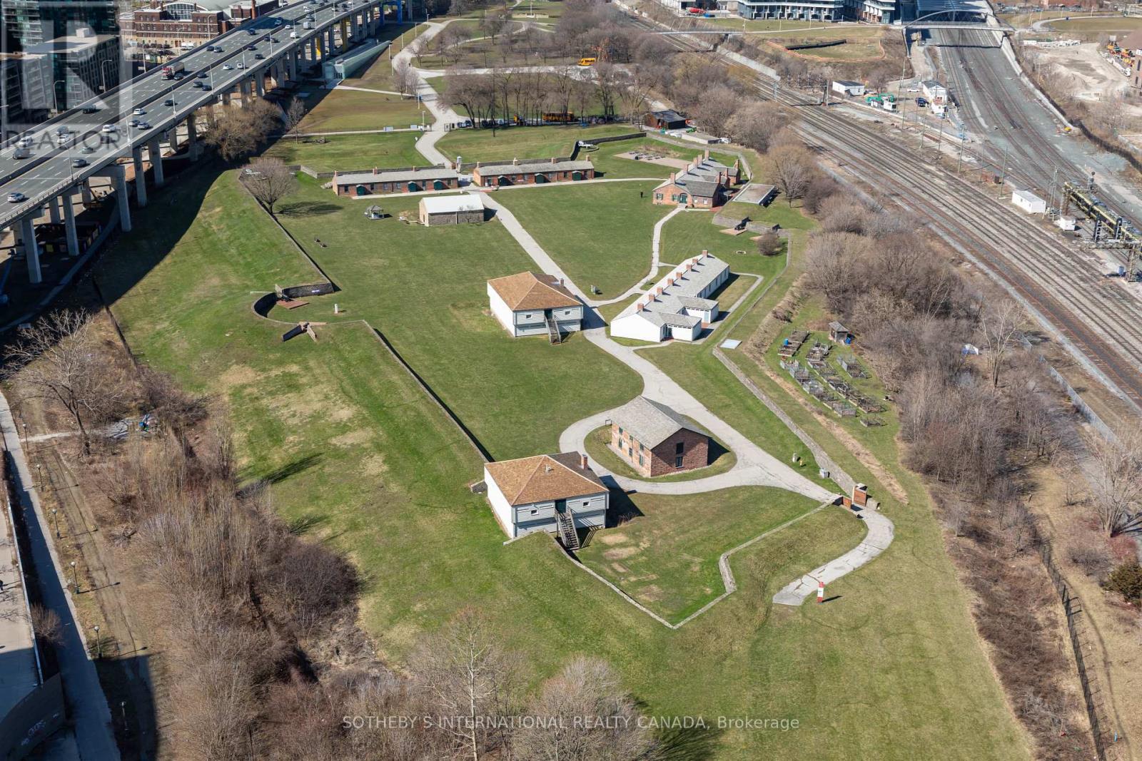 2802 - 170 Fort York Boulevard, Toronto, Ontario  M5V 0E6 - Photo 24 - C12530004