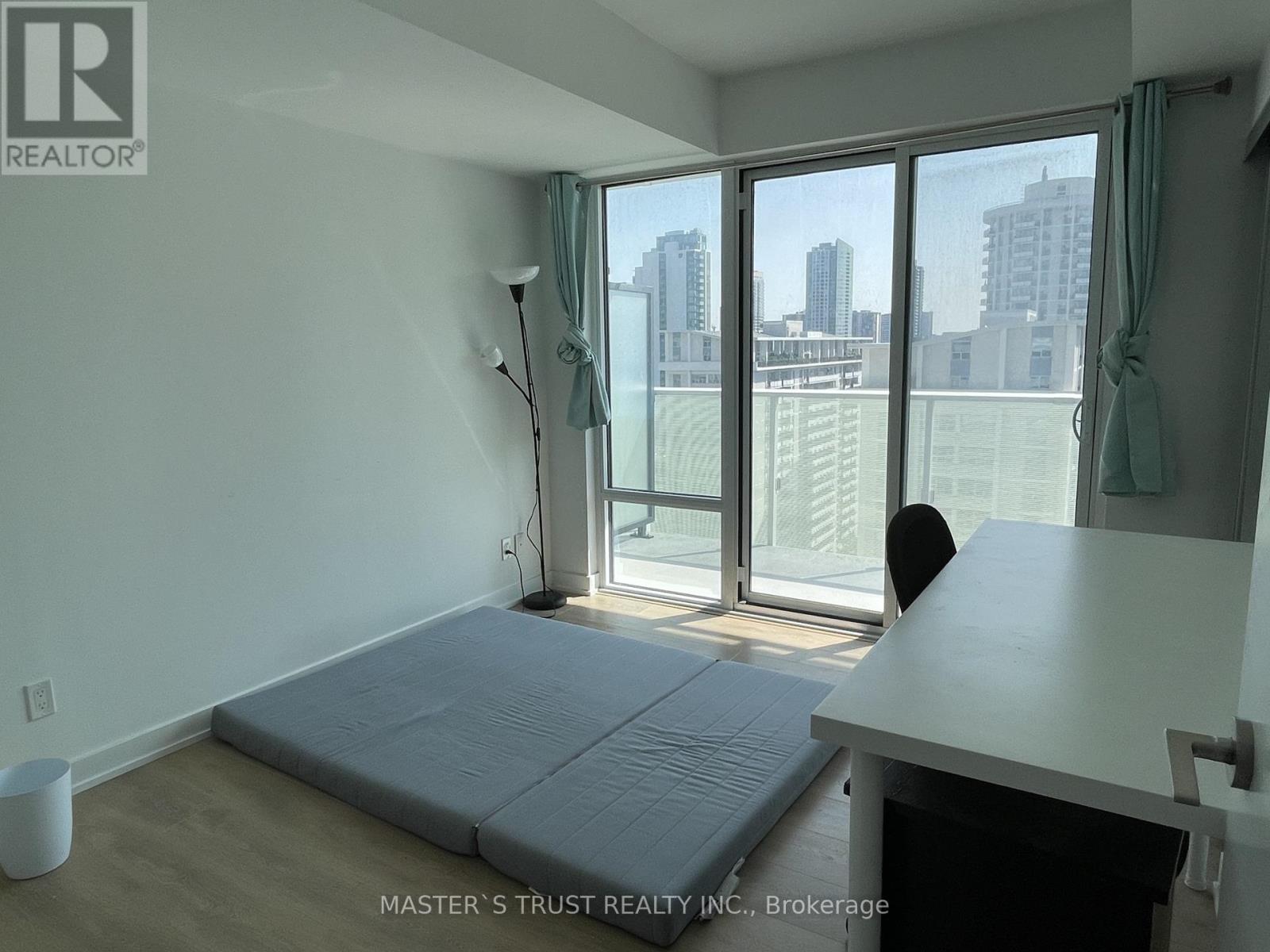 501 Yonge Street, Toronto, Ontario  M4Y 0G8 - Photo 2 - C12530010