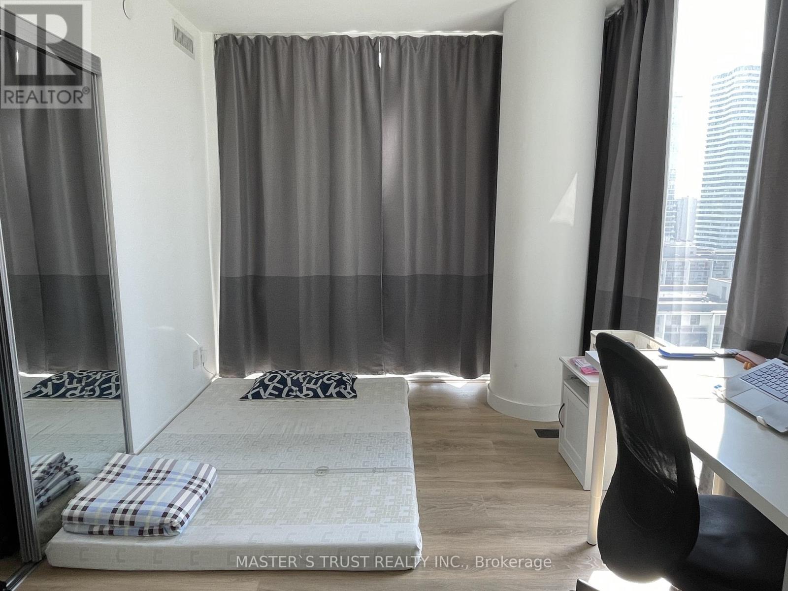 501 Yonge Street, Toronto, Ontario  M4Y 0G8 - Photo 5 - C12530010