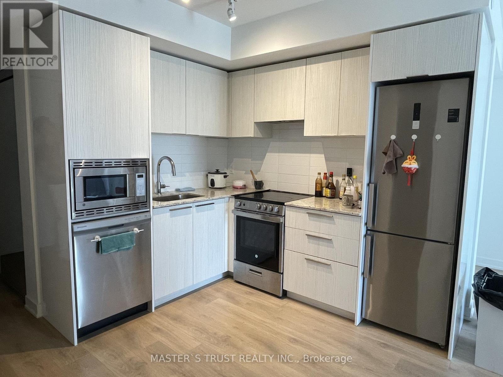 501 Yonge Street, Toronto, Ontario  M4Y 0G8 - Photo 7 - C12530010