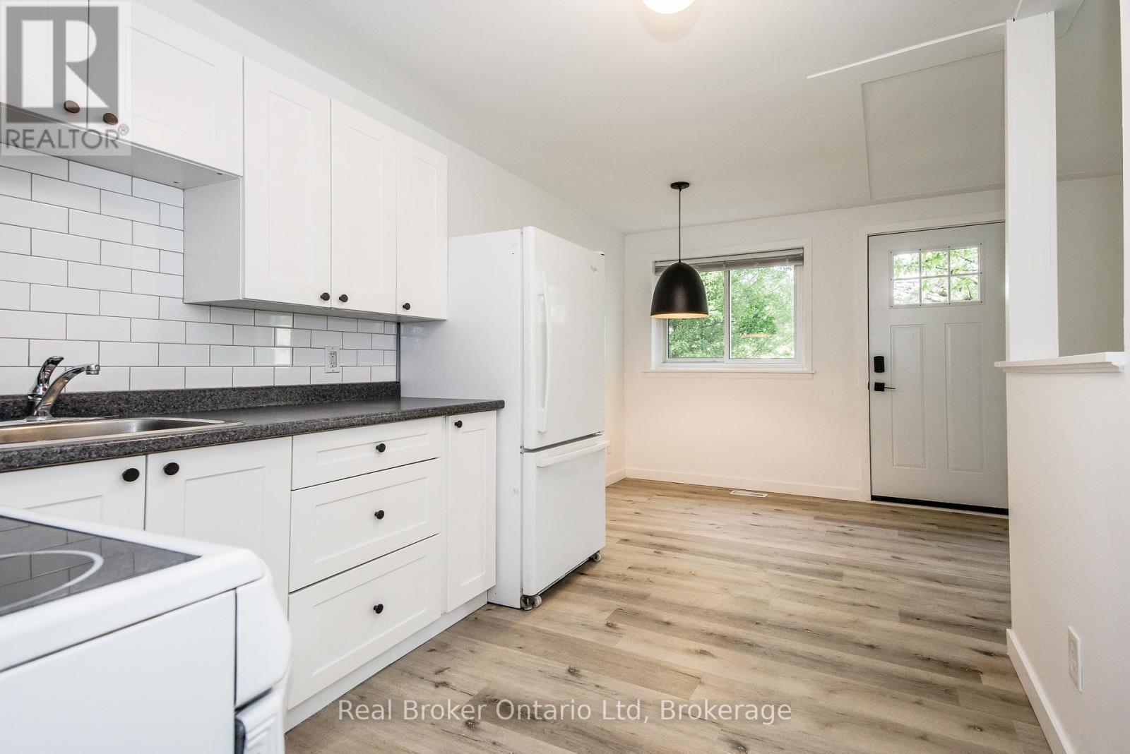 373 Hillcrest Road, Cambridge, Ontario  N3H 1B4 - Photo 30 - X12315820