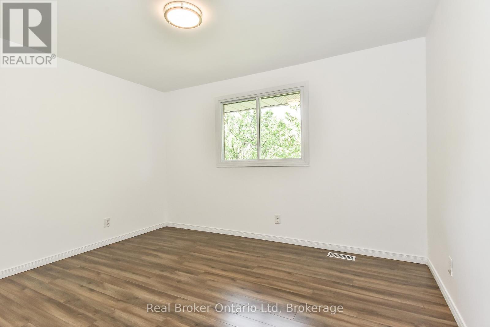 373 Hillcrest Road, Cambridge, Ontario  N3H 1B4 - Photo 15 - X12315820