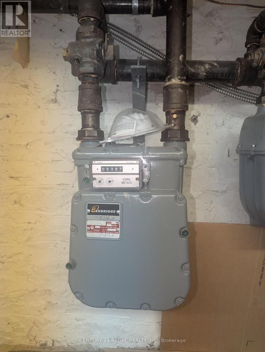 460 Bloor Street W, Toronto, Ontario  M5S 1X8 - Photo 9 - C12530064