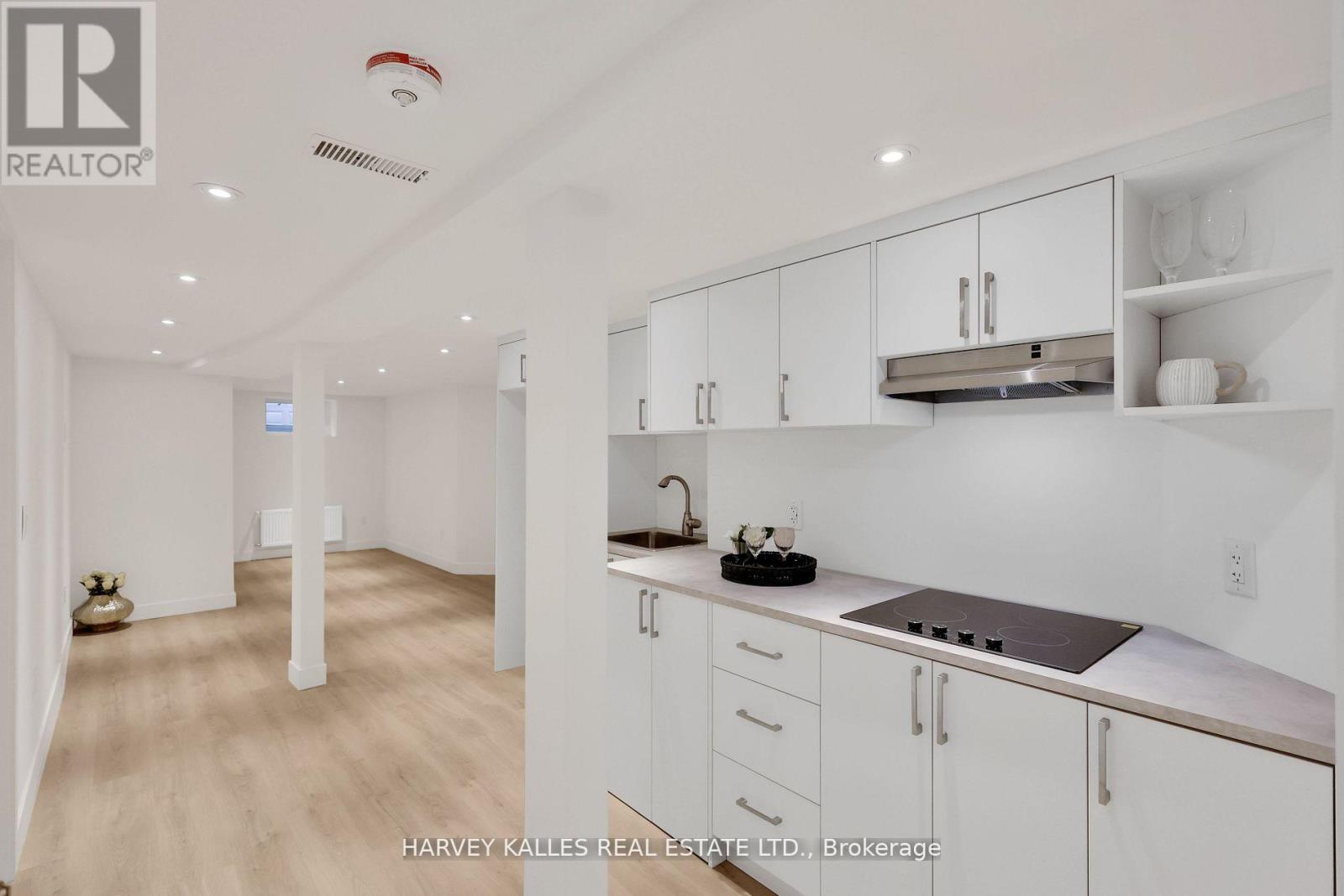 251 Wanless Avenue, Toronto, Ontario  M4N 1W5 - Photo 29 - C12530070