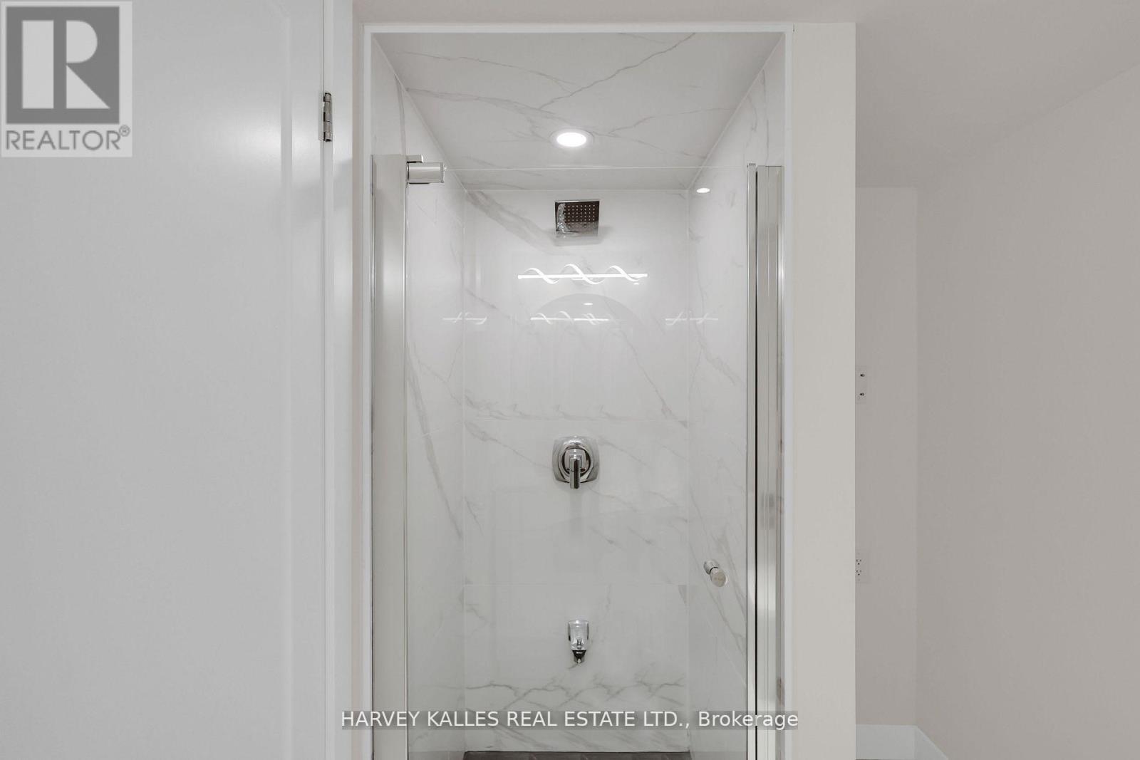 251 Wanless Avenue, Toronto, Ontario  M4N 1W5 - Photo 34 - C12530070