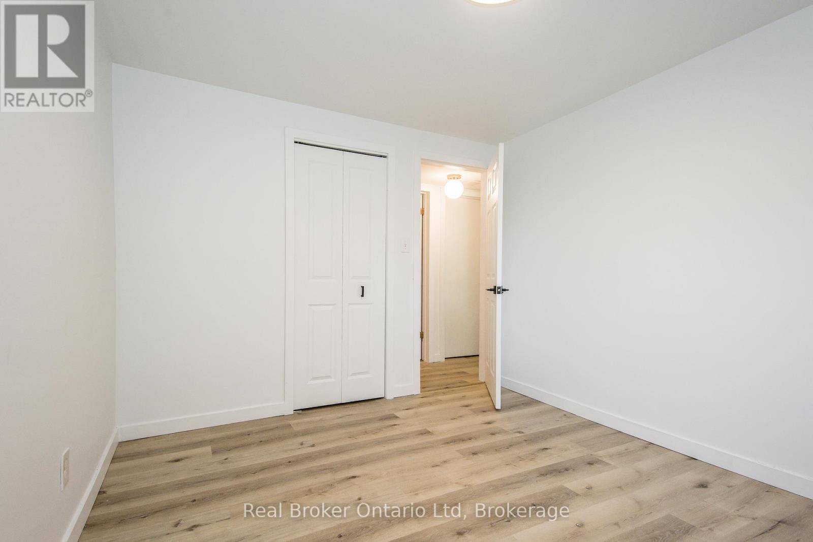 373 Hillcrest Road, Cambridge, Ontario  N3H 1B4 - Photo 35 - X12315820