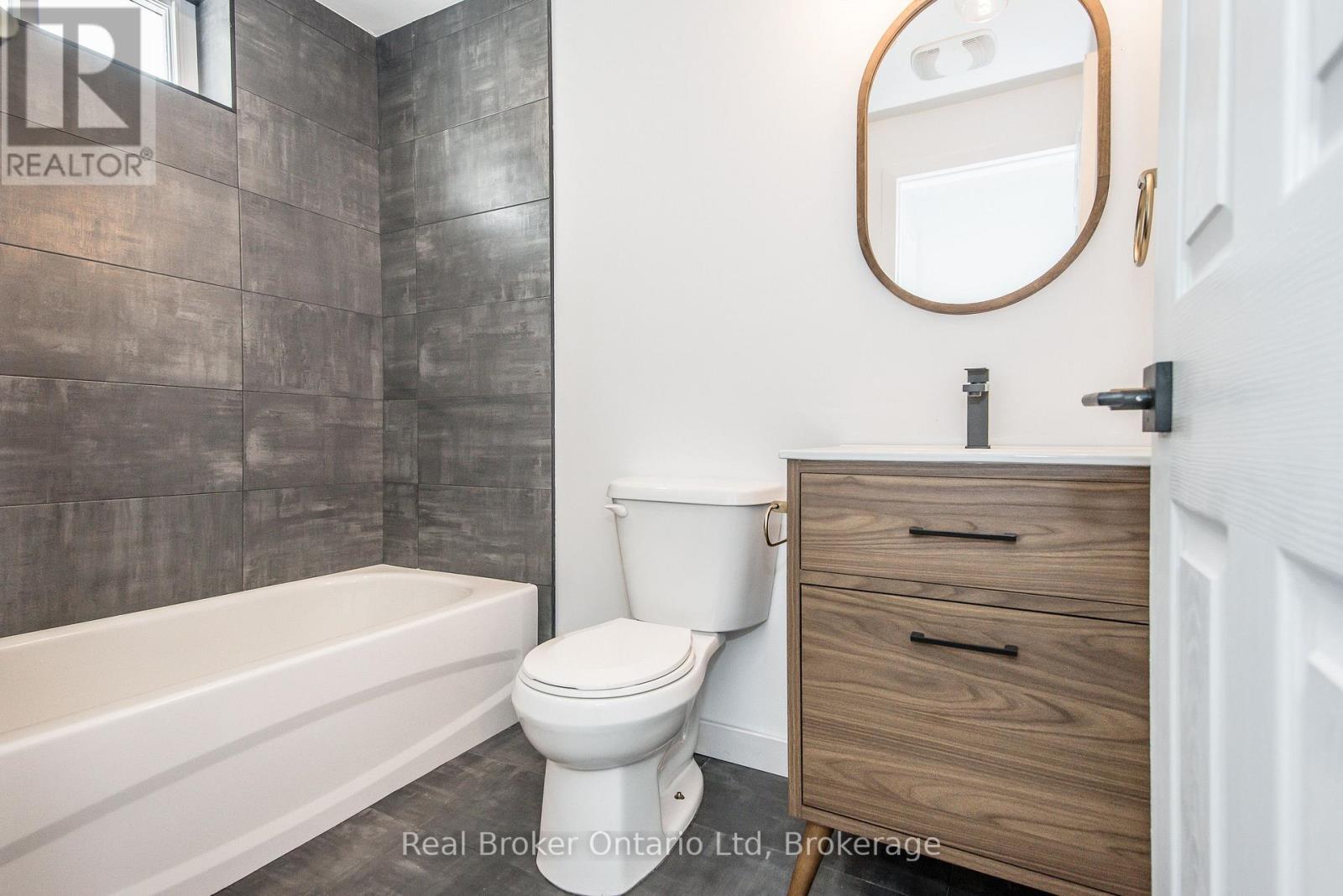 373 Hillcrest Road, Cambridge, Ontario  N3H 1B4 - Photo 39 - X12315820