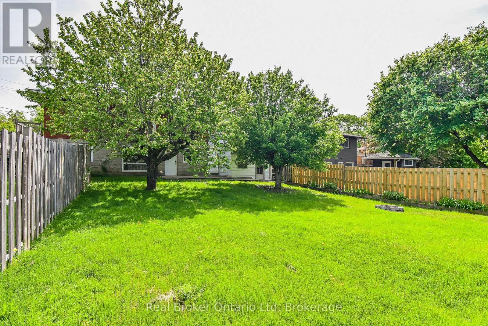 373 Hillcrest Road, Cambridge, Ontario  N3H 1B4 - Photo 45 - X12315820