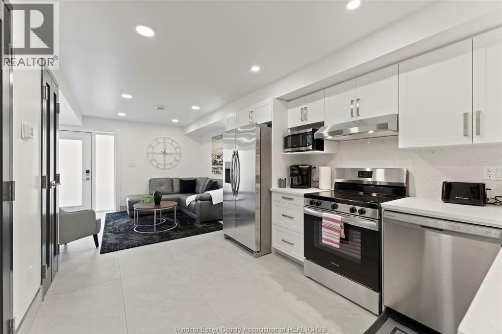 171 Robson Road Unit# 2, Leamington, Ontario  N8H 5R1 - Photo 5 - 25028495