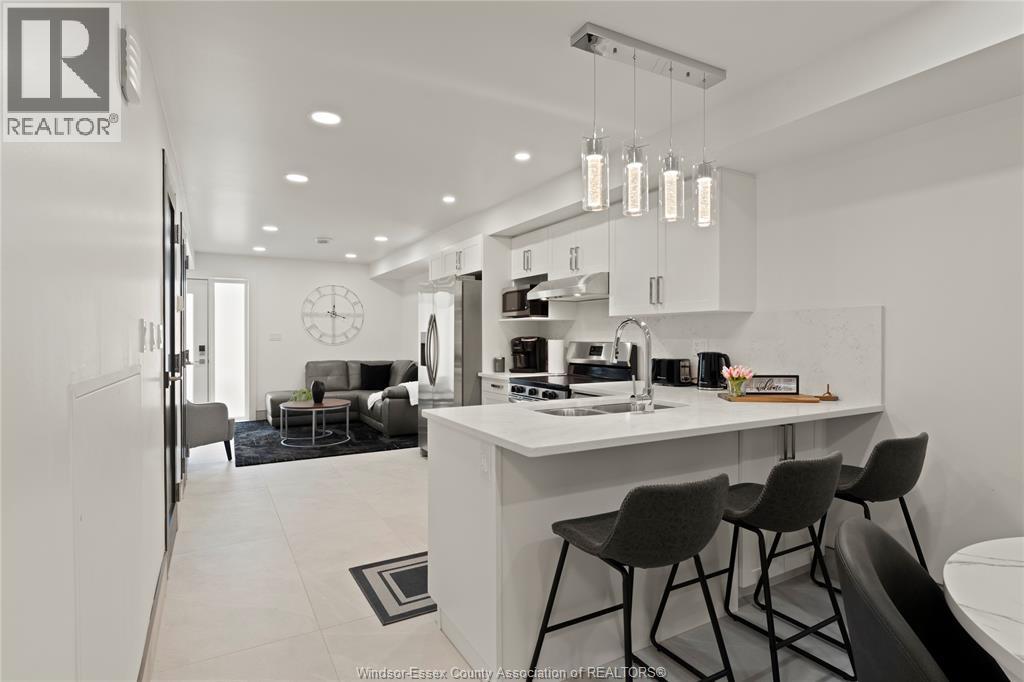 171 Robson Road Unit# 2, Leamington, Ontario  N8H 5R1 - Photo 9 - 25028495