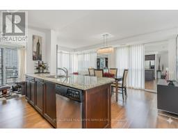 1203 - 900 MOUNT PLEASANT ROAD, Toronto, Ontario