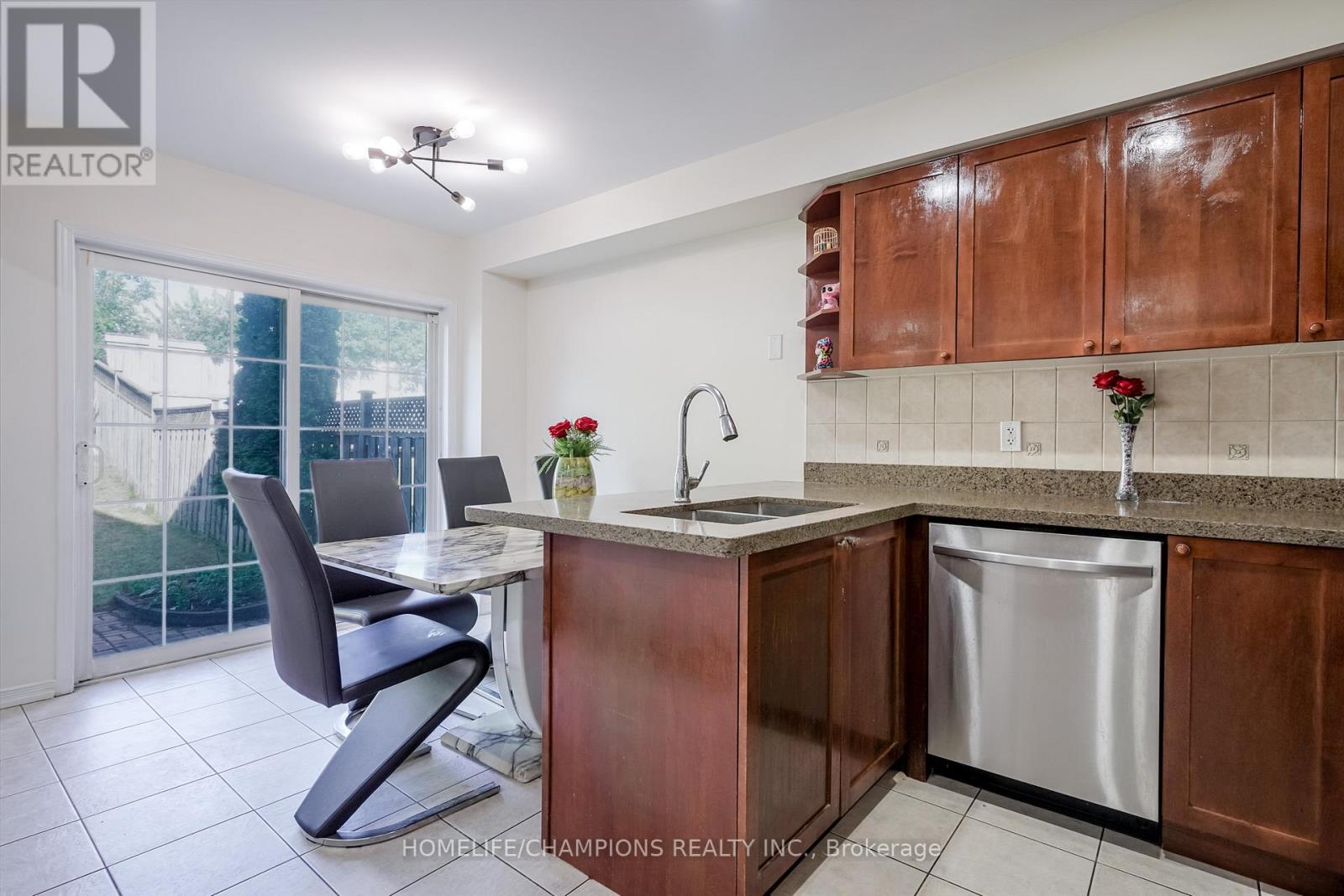 86 Carpendale Crescent E, Ajax, Ontario  L1Z 2B3 - Photo 11 - E12529874